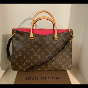 Louis Vuitton Pallas MM pink tote